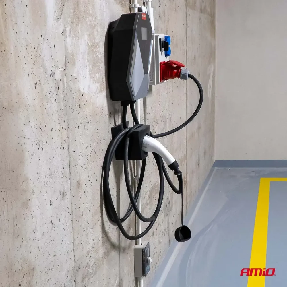 Sieninis elektromobilio įkroviklis, trijų fazių, 22 kW, 32 A, 400 V, amio-04843