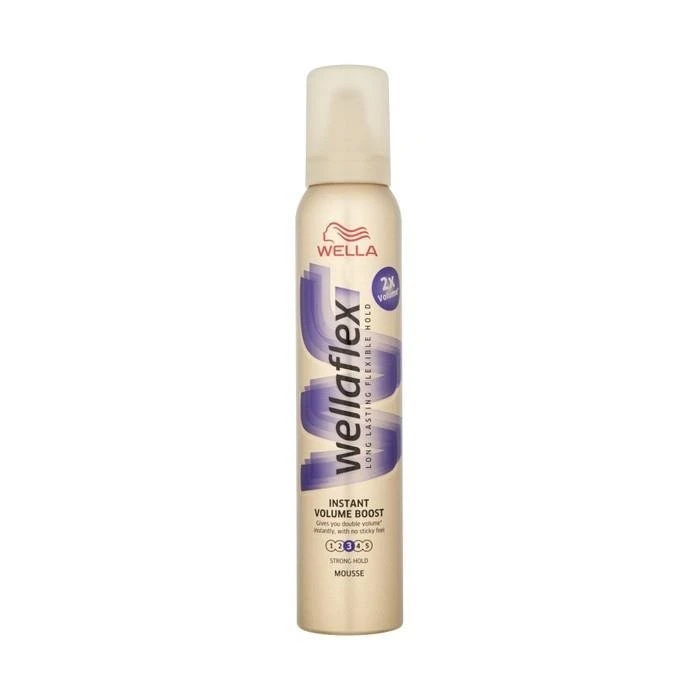 Wella Wellaflex Instant Volume Boost plaukų formavimo putos, stipriai fiksuojamos, apimčiai, 200 ml