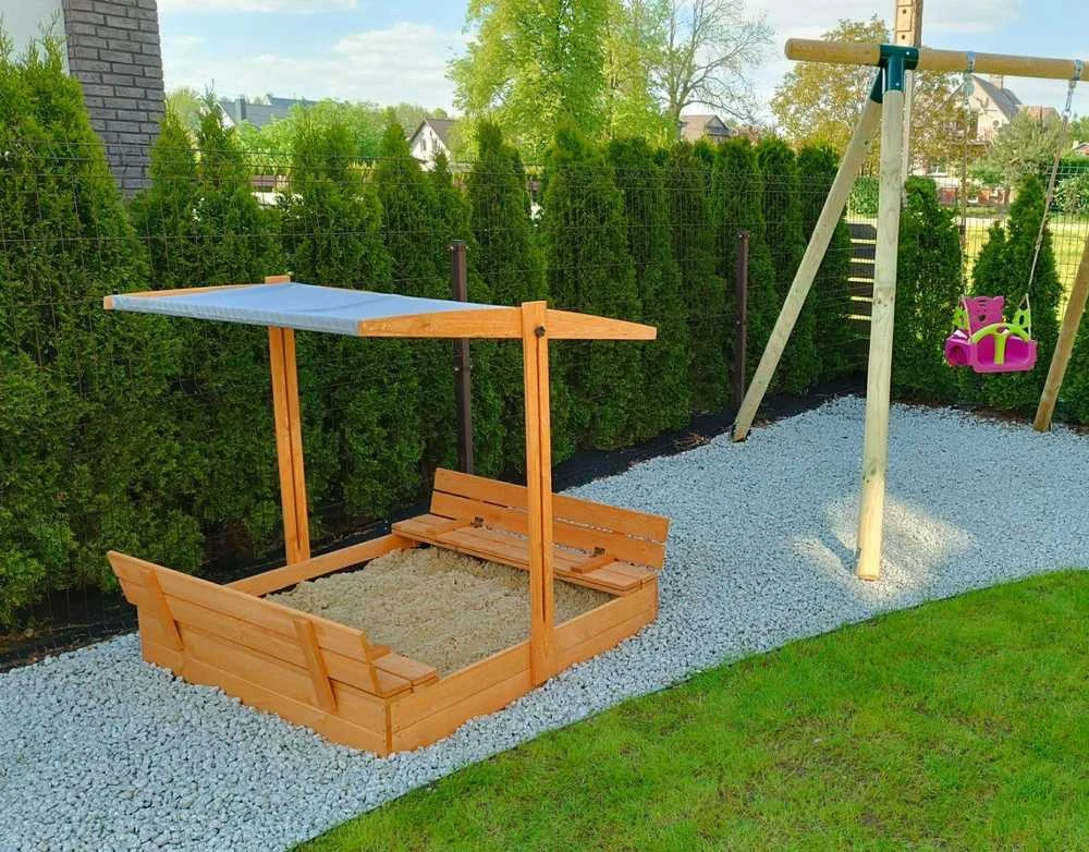 Impregnuota smėlio dėžė HATIS, 120x120 cm, su pilku stogeliu ir 250 kg smėlio