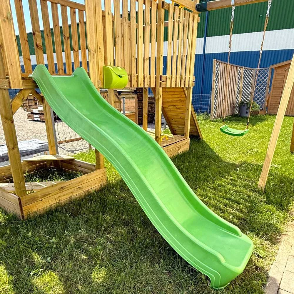 Šviesiai žalia čiuožykla 300 cm