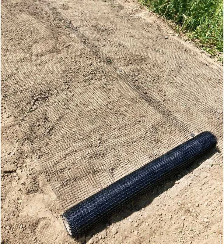 Tinklas nuo kurmių 55g/m2 16x16 mm, 1x50 m