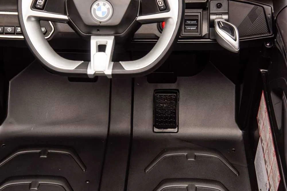 Vaikiškas elektromobilis BMW I4 HATIS, juodas