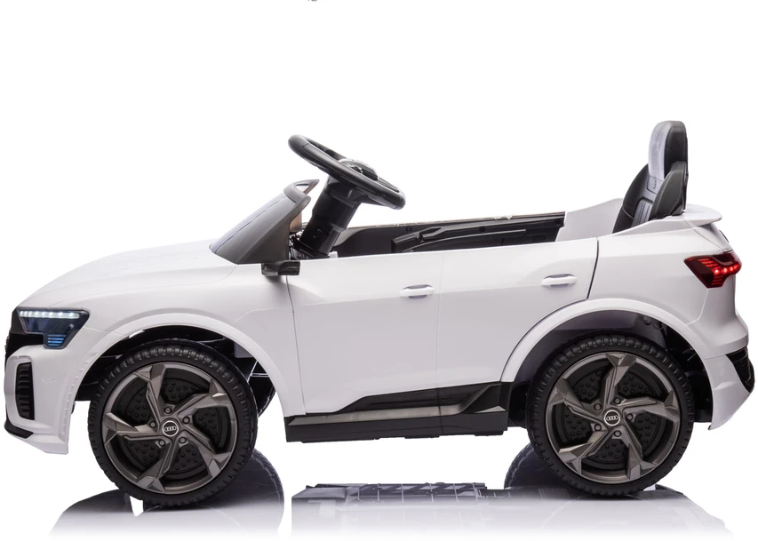 Vaikiškas elektromobilis HATIS "Audi SQ8", baltas