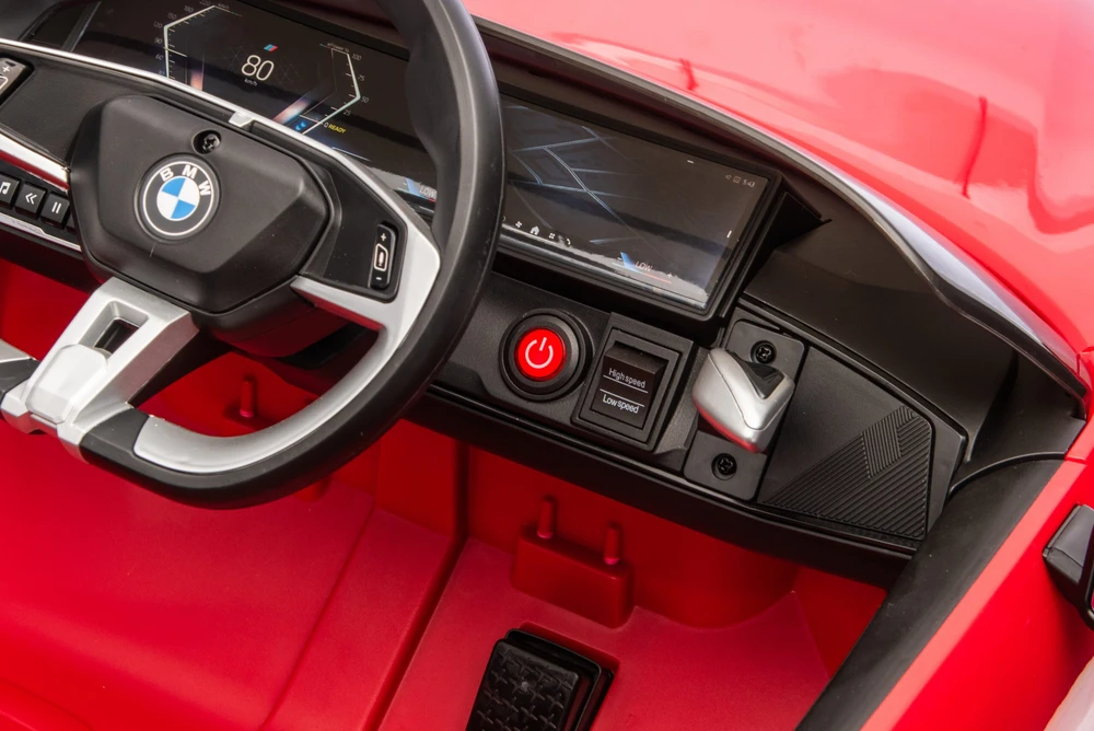 Vaikiškas elektromobilis HATIS “BMW I4”, raudonas