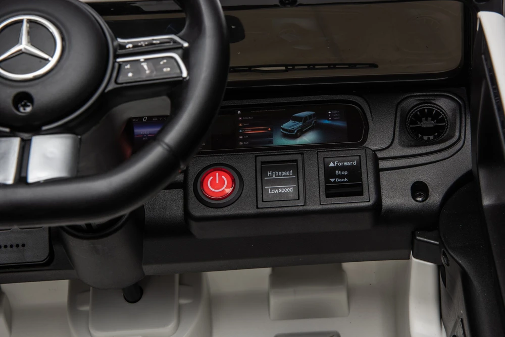 Vaikiškas elektromobilis HATIS “Mercedes-Benz G 580”, baltas