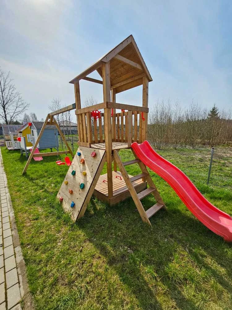 Vaikų žaidimų aikštelė „Berželis“