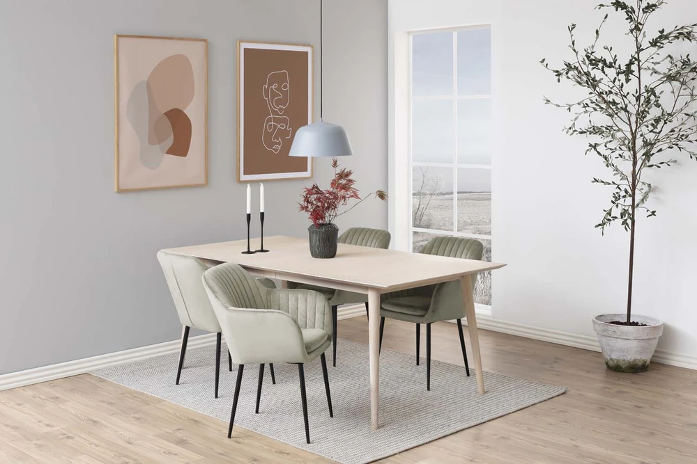 Actona Kėdė Emilia Velvet smėlio /juoda