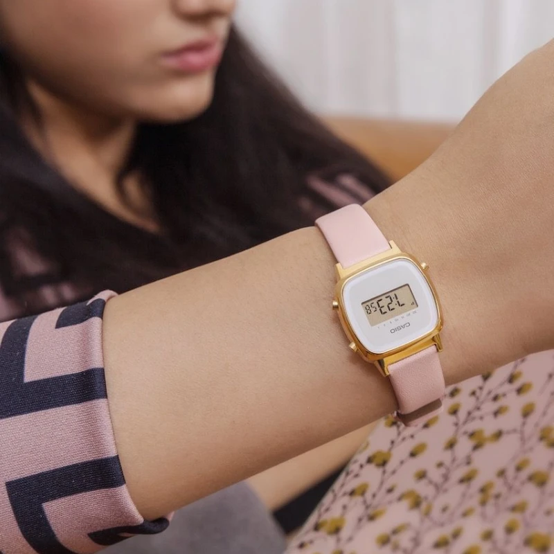 Laikrodis Casio LA670WEFL-4A2EF