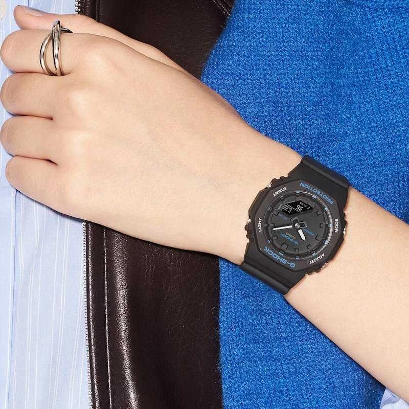 Laikrodis Casio G-shock Analoginis-skaitmeninis Moterims GMA-P2100BA-1AER