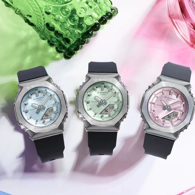 Laikrodis Casio G-shock analoginis-skaitmeninis moteriškas GM-S2110-1A7ER