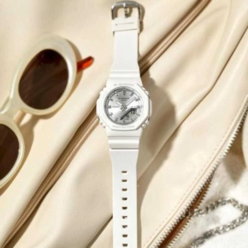 Casio G-shock analoginis-skaitmeninis moteriškas laikrodis GMA-P2100VA-7AER