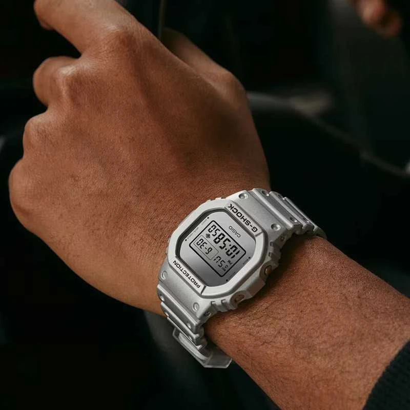 Laikrodis Casio G-Shock DW-5600FF-8ER