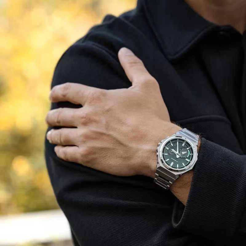 „Casio G-Shock G-Steel“ „Bluetooth“ saulės laikrodis GST-B1000D-3AER