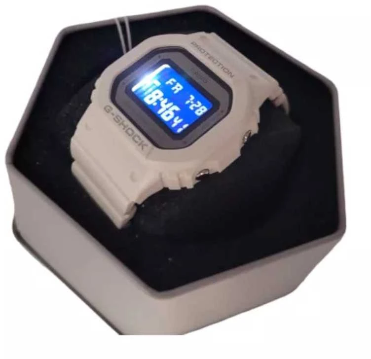 Laikrodis „Casio G-shock“ originalios metalinės akcentinės spalvos GMD-S5600-7ER