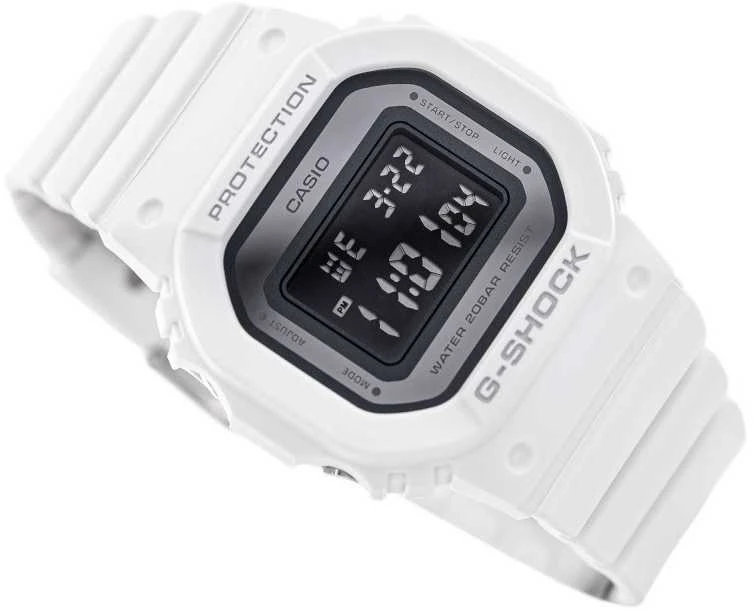 Laikrodis „Casio G-shock“ originalios metalinės akcentinės spalvos GMD-S5600-7ER