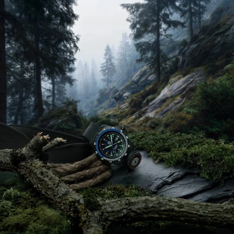 Laikrodis Luminox Land Recon Nav Spec XL.8833