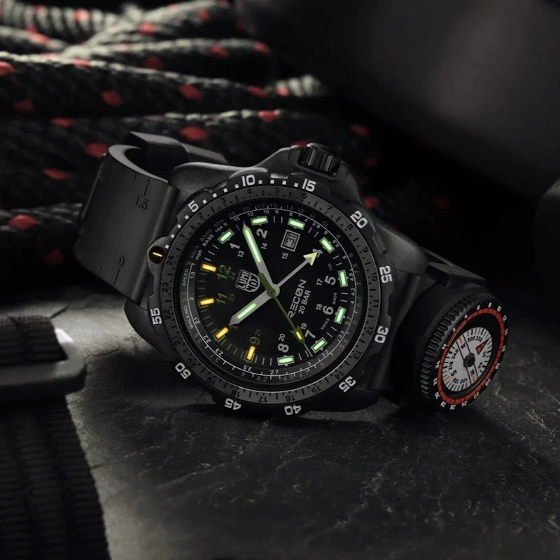 Laikrodis Luminox Land Recon Nav Spec XL.8837.SET (+ spare strap)