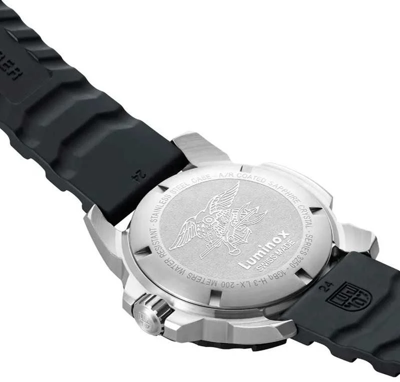 Laikrodis „Luminox Navy SEAL“ karinis nardymo kaklo papuošalas XS.3251.CB
