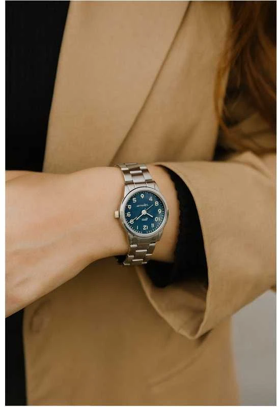 Laikrodis Q&Q C11A-003PY