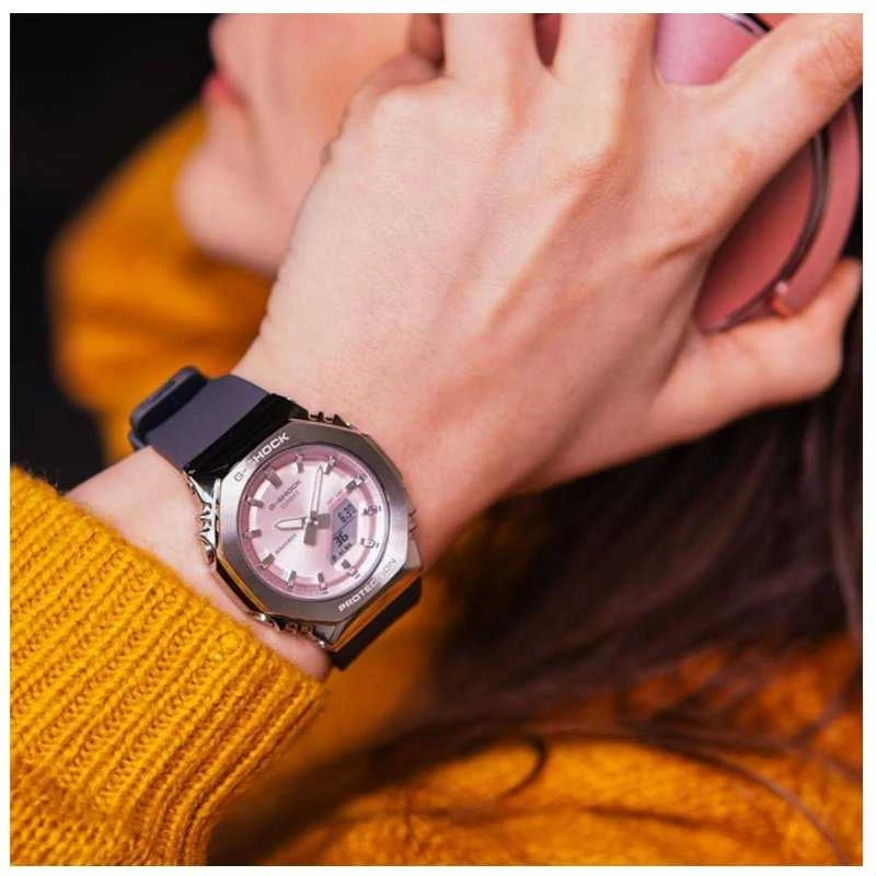 Laikrodis Casio G-shock analoginis-skaitmeninis moteriškas GM-S2110-4AER