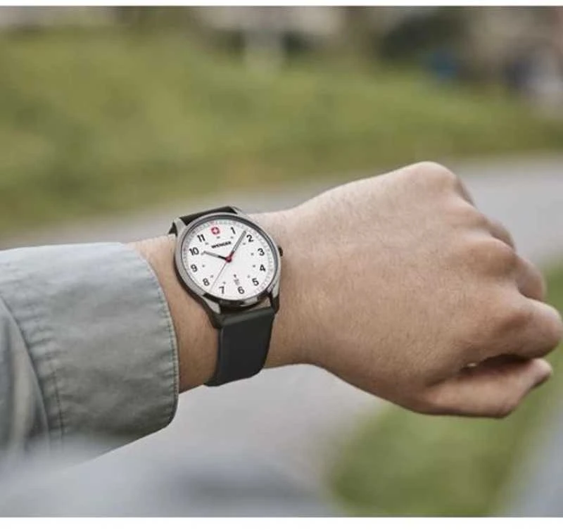 Laikrodis WENGER City Sport 01.1441.132