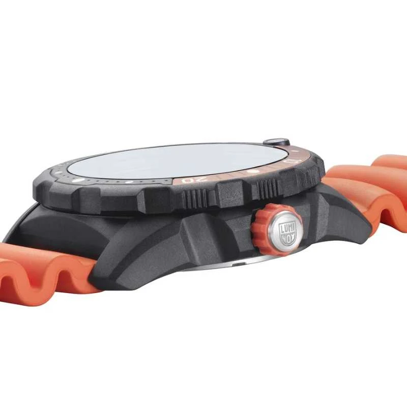 Laikrodis „Luminox Bear Grylls Survival SEA“ serija „Niekada nepasiduok“ XB.3729.NGU