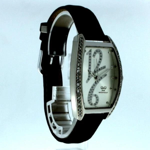 Laikrodis Q&Q 6881-301Y (Ekspozicinė prekė)