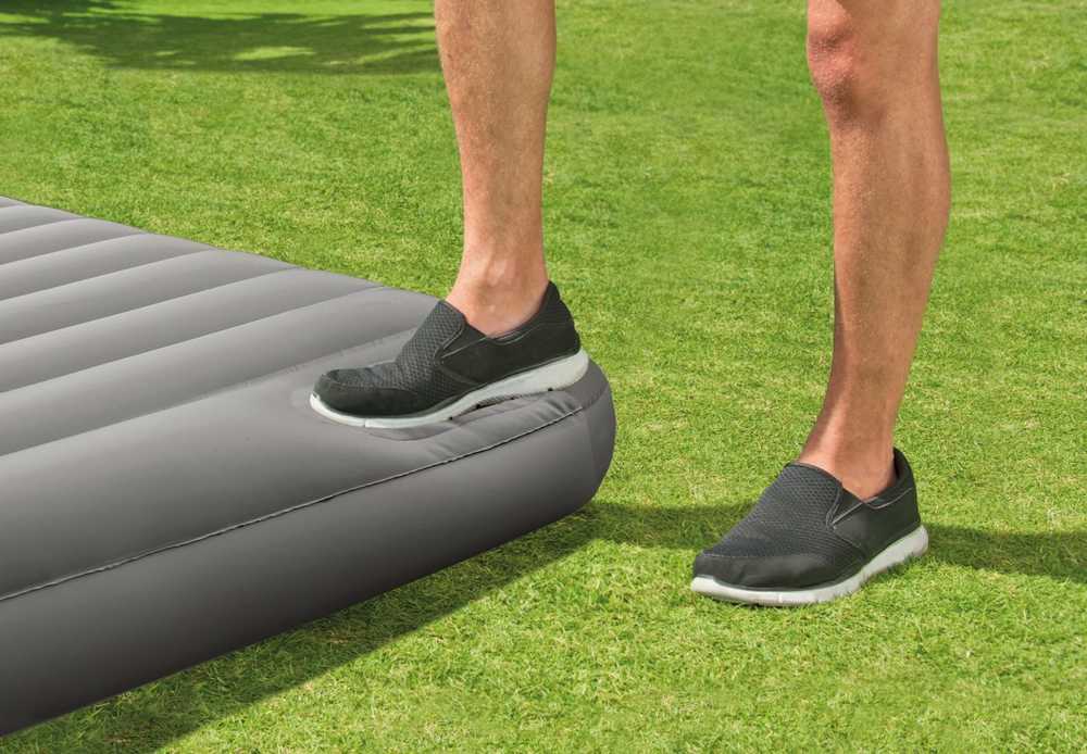 Pripučiamas čiužinys Intex Full Dura-Beam Downy su integruota kojine pompa 137×191×25 cm