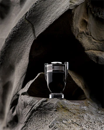 Rutulinis dezodorantas vyrams Paco Rabanne Invictus 75g aprašymas - Prekės nuotrauka