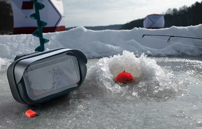 DEEPER dėklas telefonui WINTER SMARTPHONE CASE 2.0 aprašymas - Prekės nuotrauka