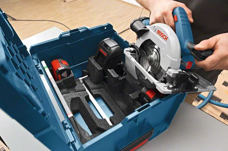 Bosch Akumuliatorinis diskinis pjūklas GKS 18V-57G, 2x4.0Ah, GAL 18V-40 aprašymas - Prekės nuotrauka
