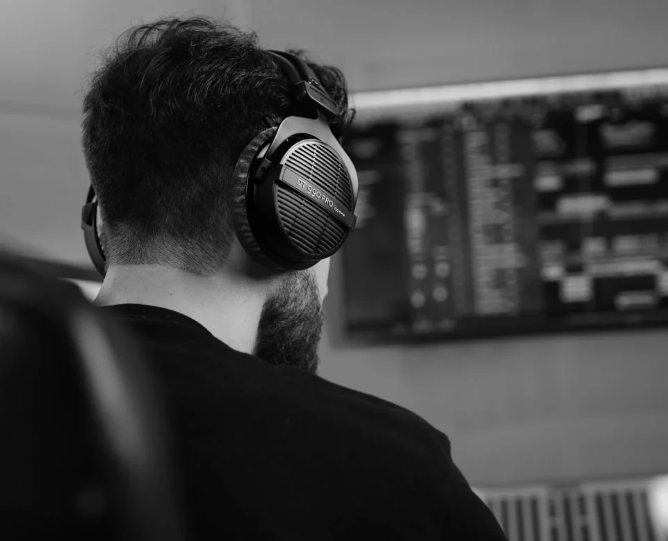 Studijinės ausinės Beyerdynamic DT 990 PRO, 250 omų, juodos 459038 aprašymas - Prekės nuotrauka