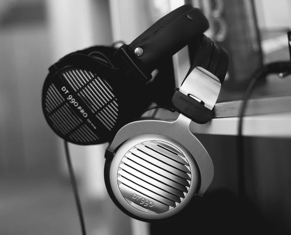 Studijinės ausinės Beyerdynamic DT 990 PRO, 250 omų, juodos 459038 aprašymas - Prekės nuotrauka