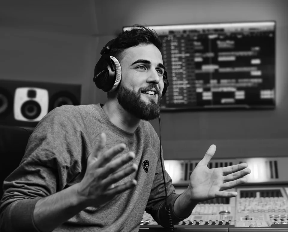 Studijinės ausinės Beyerdynamic DT 990 PRO, 250 omų, juodos 459038 aprašymas - Prekės nuotrauka