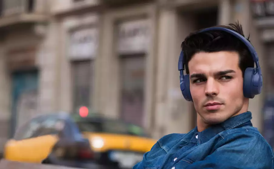 Belaidės triukšmą slopinančios ausinės JBL Tune 750BTNC, Baltos | Varle.lt