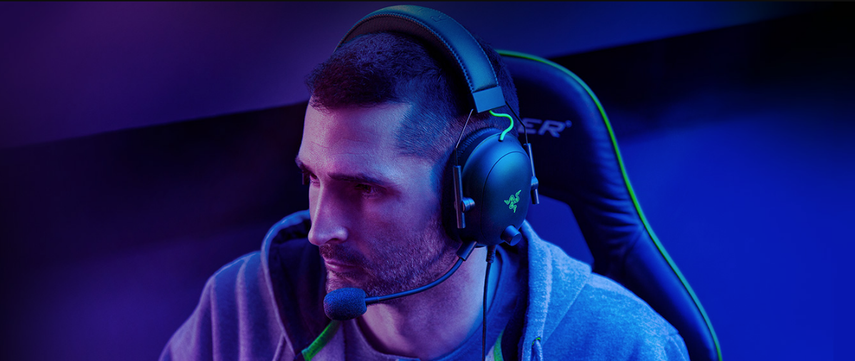 Esports THX Spatial Audio Žaidimų Ausinės Razer BlackShark V2 + USB garso plokštė, Juodos aprašymas - Prekės nuotrauka