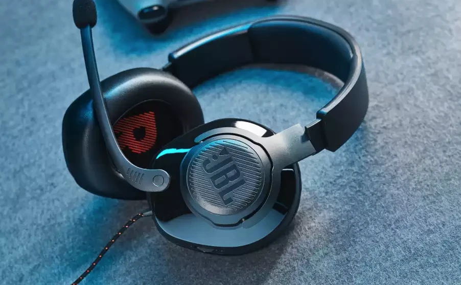 Žaidimų ausinės JBL Quantum 200, Juodos aprašymas - Prekės nuotrauka