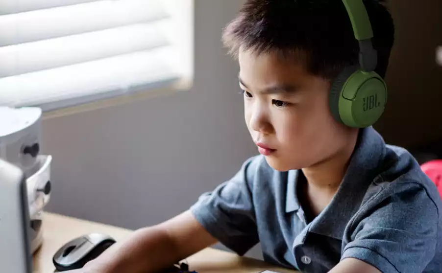 Saugaus klausymo ausinės vaikams JBL JR310BT, su mikrofonu, Raudonos aprašymas - Prekės nuotrauka