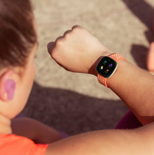 Adaptador de conector de Metal para Fitbit Versa 3, correa de reloj  inteligente, accesorios de alta calidad para Fitbit Versa3|Accesorios  inteligentes| - AliExpress