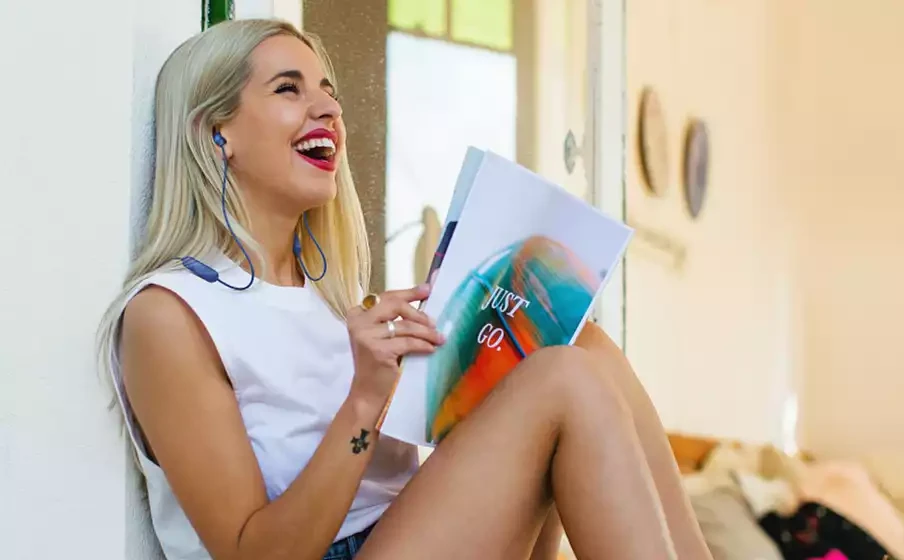 JBL Tune 125BT  Belaidės į ausis įkišamos ausinė, Juodos aprašymas - Prekės nuotrauka