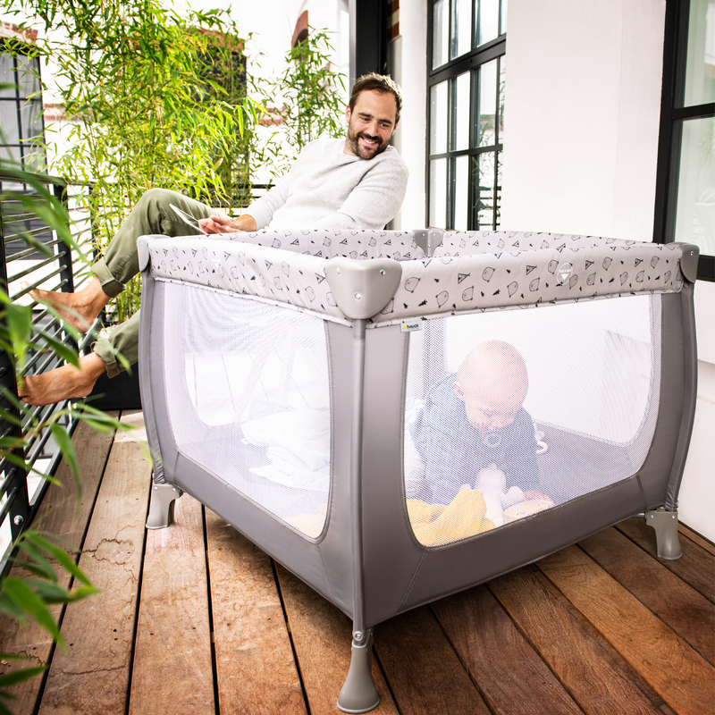 Nascita HAUCK lovelė - maniežas SLEEP N PLAY SQ, nordic pilkas aprašymas - Prekės nuotrauka