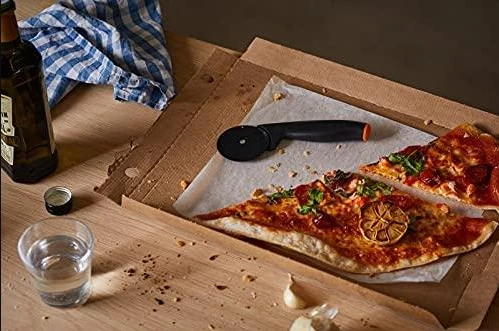 Fiskars Functional Form picos peilis aprašymas - Prekės nuotrauka