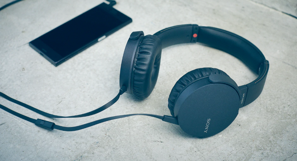 EXTRA BASS ausinės Sony MDR-XB550AP su mikrofonu, raudonos | Varle.lt