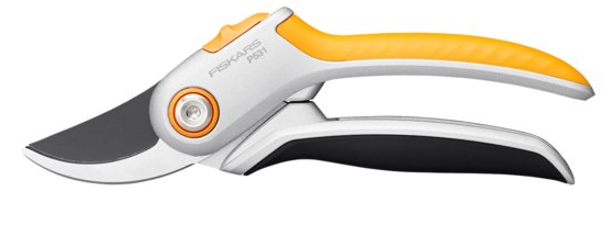 Fiskars Plus™ metalinis sekatorius prasilenkiančiais ašmenimis (P531) aprašymas - Prekės nuotrauka