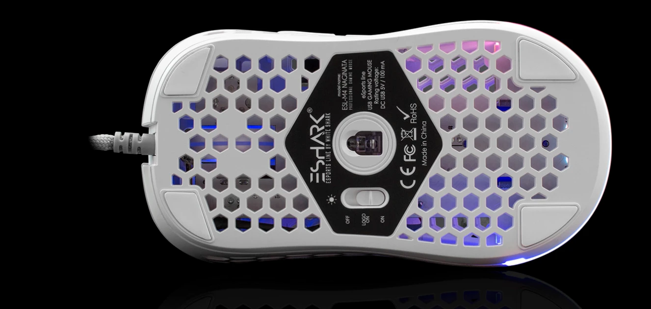 Itin lengva Žaidimų pelė eShark Naginata White, 60g, Pixart PMW3389 jutiklis, su RGB pašvietimu aprašymas - Prekės nuotrauka