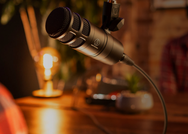 Audio Technica AT2040 Hiperkardioidinis dinaminis mikrofonas, Juodas aprašymas - Prekės nuotrauka