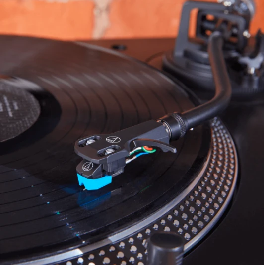 Audio Technica AT-VM95C dviguba judančio magneto kasetė aprašymas - Prekės nuotrauka