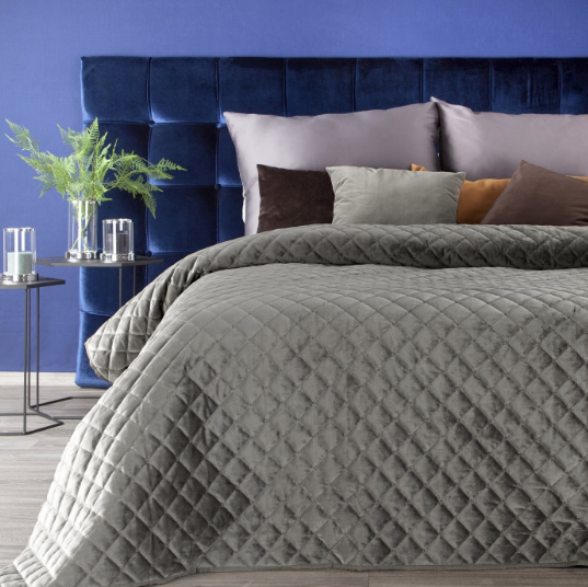 Eurofirany PREMIUM RIA1 Aksominė lovatiesė, dygsniuota tradiciniu siuvimo būdu, 220X240 cm, spalva: pilkai smėlinė aprašymas - Prekės nuotrauka