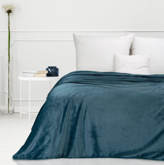 Eurofirany DESIGN 91 CINDY5 Minkštas ir švelnus pledas su įspaustu eglutės raštu, 150X200 cm, spalva: mėlyna aprašymas - Prekės nuotrauka
