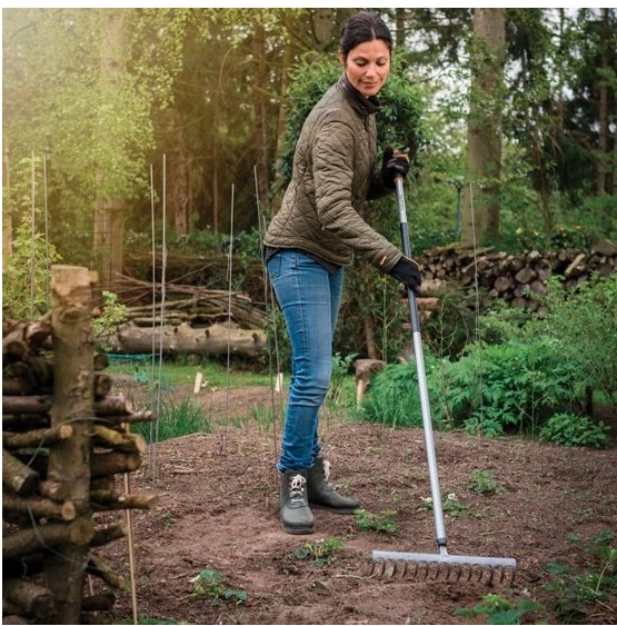 Fiskars Lengvas daržininko grėblys 1000652 aprašymas - Prekės nuotrauka
